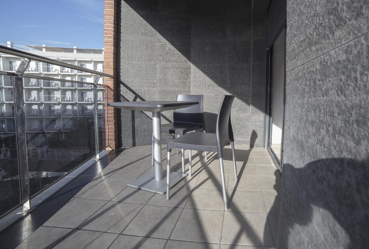 Ponent Apartment